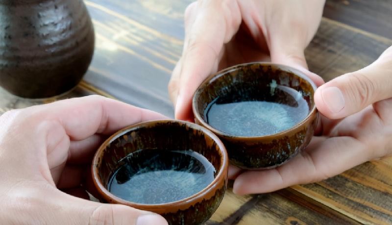 白酒度数高好喝还是度数低好喝（白酒度数高好还是低好）