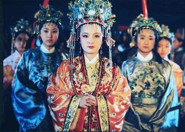 贾元春是谁的妃子 贾元春原型乾隆妃子？