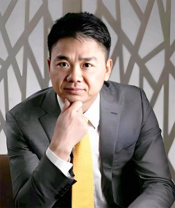 ​刘强东：43岁的妹妹生三胎离世，他为没保护好妹妹至今心痛