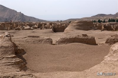 ​劈空一击，碎成八国，大汉雄师第一次出手西域