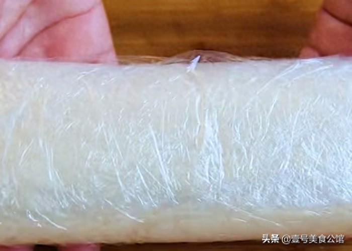 想要在家做油条？早餐店师傅分享秘诀，烹饪简单，外脆里软，真香