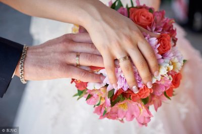 ​祝福新人结婚的话（结婚祝福语：新婚快乐，白头偕老）