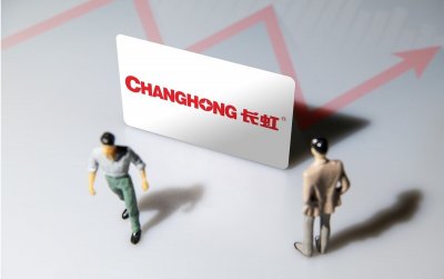 ​长虹电视质量好吗是名牌吗(当年被称为“彩电大王”的长虹电视，为何现在买的人