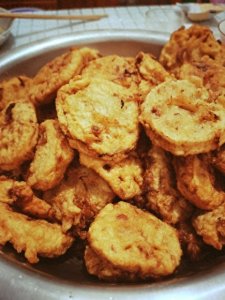 ​酥脆鲜香，回味无穷：家常炸藕盒制作秘籍