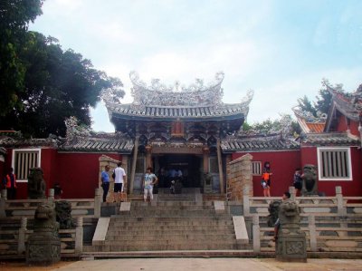 ​东山关帝庙，集瓷雕、木雕、石雕为一体的闽南建筑艺术博物馆！