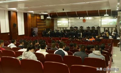 ​这个“714高炮”涉恶团伙受审，近2万人在线围观！被他们诈骗、勒索的受害人超