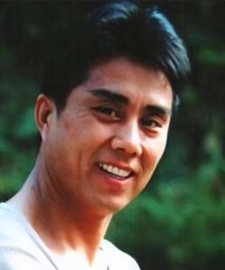 ​上海戏剧学院表演系1981级学员，知名度前十名！