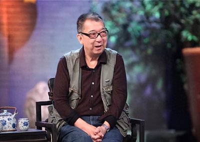 ​传奇导演郭宝昌：一生只见亲生母亲一次面，养母到死也不原谅他