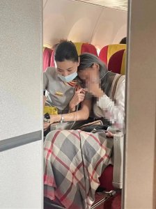 ​祥鹏航空飞天津航班紧急备降原因披露！一旅客发病无明显好转