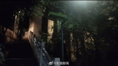 电缆接连遭盗割 重庆一网红步道路灯只亮了1个月