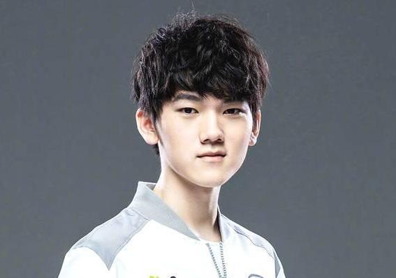 阿水离开ig了吗(笑笑爆出阿水和IG转会真实内幕)(6)