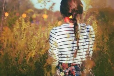 ​形容美人的诗句有哪些，描写女子气质清雅诗句