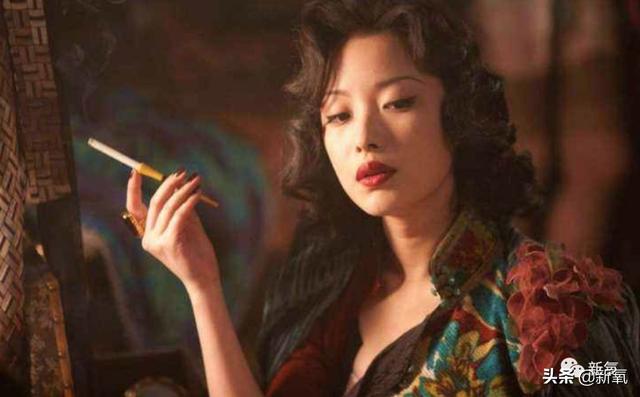 女明星其实也没几个天生丽质的（什么样的女明星才是又纯又欲又美的巅峰）(50)