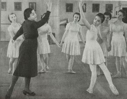 世界著名的芭蕾舞蹈家(为什么世界上最伟大的芭蕾舞剧出自俄罗斯)(19)