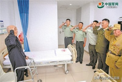 ​数典忆英雄之军人楷模——张富清