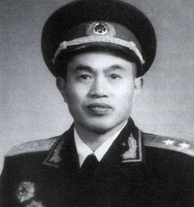 ​皮定均因飞机失事殉职，杨成武赴福建调查，查出两个原因