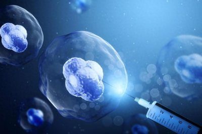 ​干细胞治疗的八大骗局，医生多次劝诫：老年人，要小心谨慎！