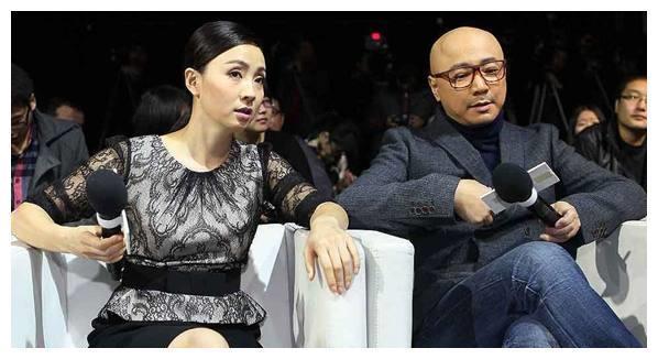 小陶虹和大陶红对比，年纪相仿长得也像，但是人生却有很大差距