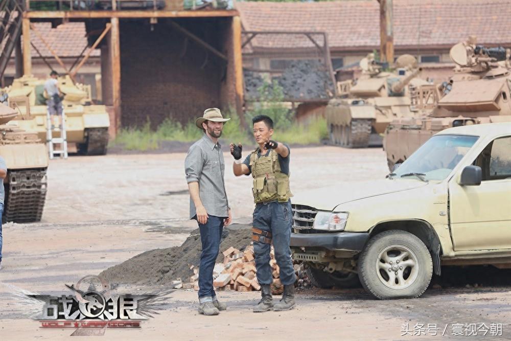 《战狼2》高清美图壁纸，坐等战狼2上映，加油硬汉吴京