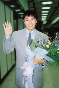 ​周星驰珍贵老照片修复版:总有一张能触动你心弦!原创