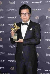 ​处女作就拿下金马奖，导演周子阳在汉拆解电影《老兽》的故事