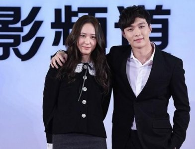 ​张艺兴与郑秀晶合作《闭嘴爱吧》，电影有望于今秋上映