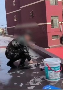 ​湖南中学销毁学生手机事件