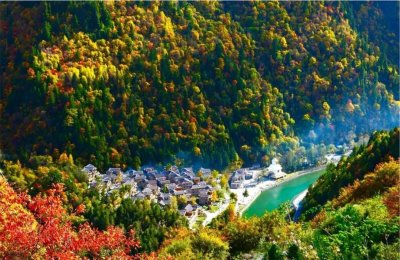 ​「奶子沟」八十里画廊彩林季