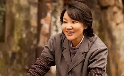 ​《小巷人家》黄玲：传统贤妻的华丽蜕变