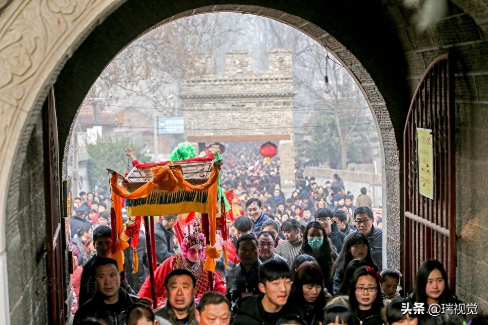 浚县正月庙会第二个高潮：初九东山“朝顶”，新冠肺炎影响成回忆