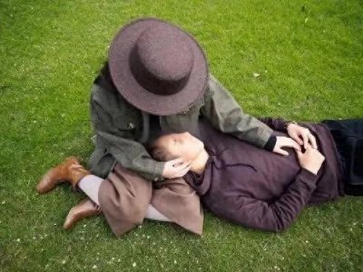 ​为什么男人喜欢睡在女人怀里？