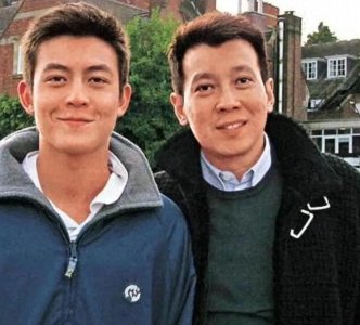 ​岁月是把杀猪刀？44岁陈冠希谢霆锋，一个干巴巴一个活力满满！