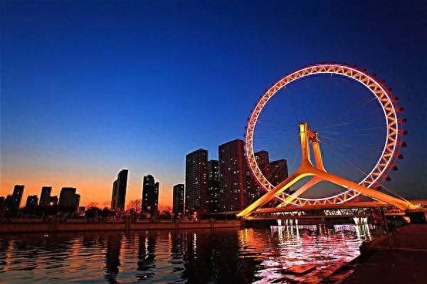 全世界八个最浪漫的摩天轮，七夕到了，去中国的这3个约会吧