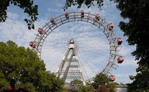 全世界八个最浪漫的摩天轮，七夕到了，去中国的这3个约会吧