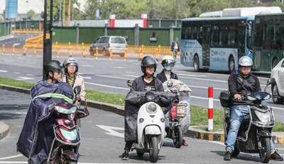 ​一辆3000元左右电动车，出厂价多少？商家卖一台赚多少？答案来了