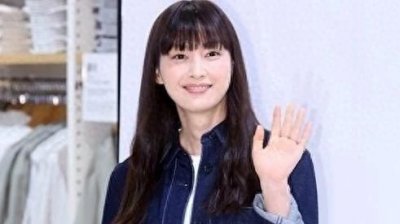 ​李娜英：她星光熠熠的生涯，究竟蕴藏着何种非凡魅力的秘密传奇？