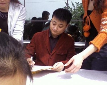 ​山东卫视一哥小么哥, 娶北京卫视著名主持, 今45岁依旧恩爱如初