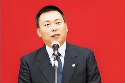 ​步步高创始人：移民美国二十多年，却不间断给中国捐款十几个亿