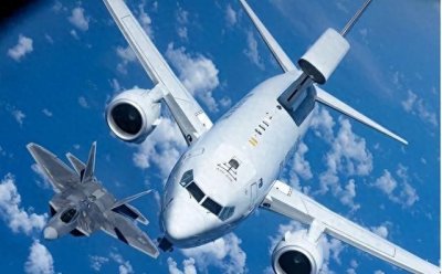 ​预警机指挥无人机空战，西方展示科幻打法，解放军一点动静没有？