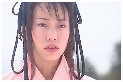 ​鞋拔子脸、厚嘴唇、颧骨凸出，这5位女港星演的大美人，无法理解