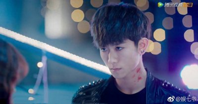 ​妈呀！张一山“烟熏妆”不是一般的撩啊！超级好看