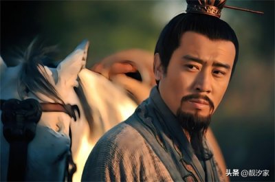 ​三国时期，为何刘备不是第一个称帝的人