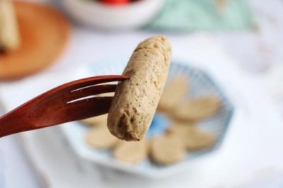 ​家庭版肉肠，做法简单一学就会，无添加剂吃得放心