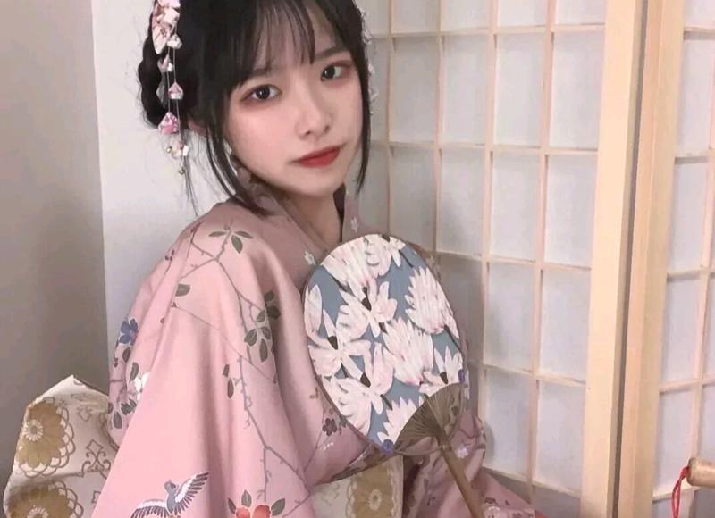 一直按小豆豆为啥浑身发麻，吃小豆豆浑身发麻怎么回事