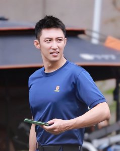 ​大瓜来了！黄景瑜二婚，热巴称呼已变为夫人