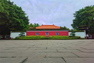 ​旅游胜地「望丛祠」