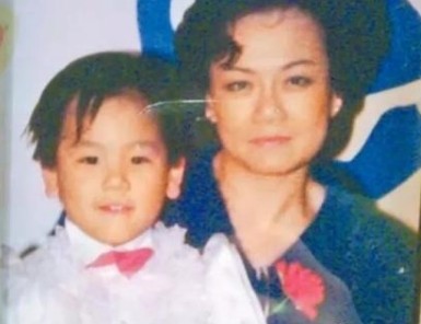 彭于晏童年私房照大曝光，小时竟然是个小胖墩，减肥毅力非同凡响