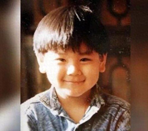 彭于晏童年私房照大曝光，小时竟然是个小胖墩，减肥毅力非同凡响