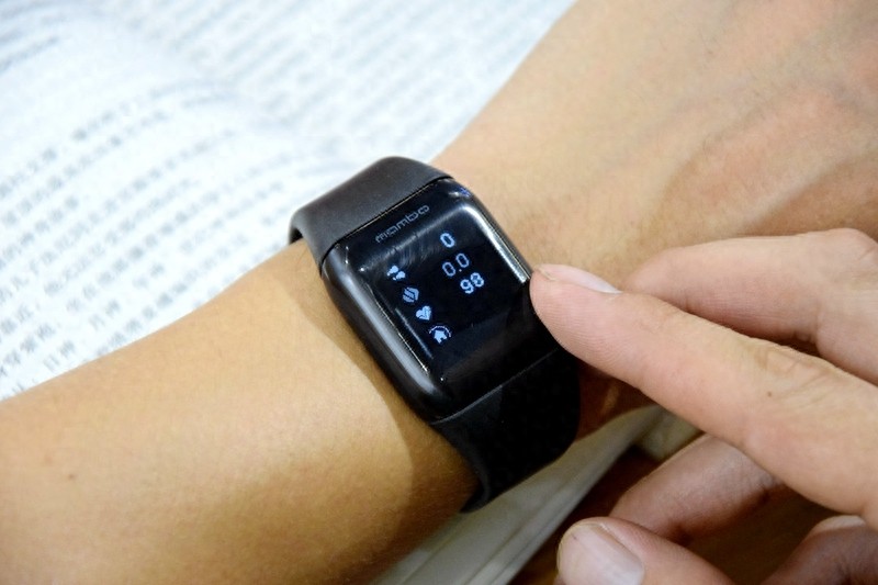 仅售399，乐心这款“手表”却有点不一样