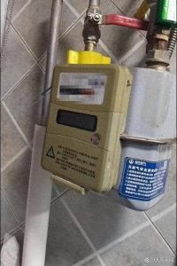 ​从“抖动”到“冷漠回应”：重庆燃气服务危机暴露公共事业短板